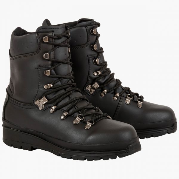 Highlander elite boots, paired in black with laces and 9 eyelets either side. padded ankle collar